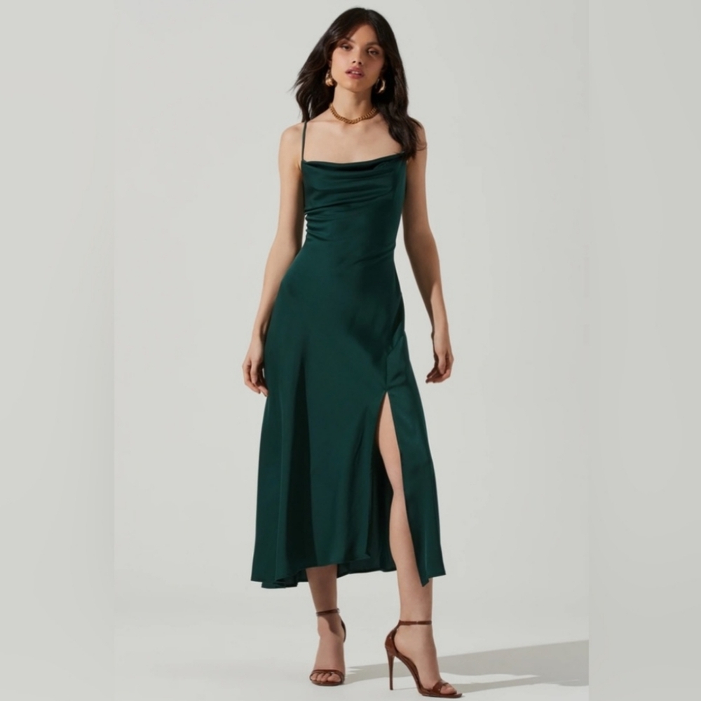 ASTR the Label Gaia Midi Dress in Hunter Green (XS)